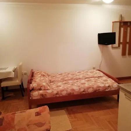 Zelenkada Ζλάτιμπορ